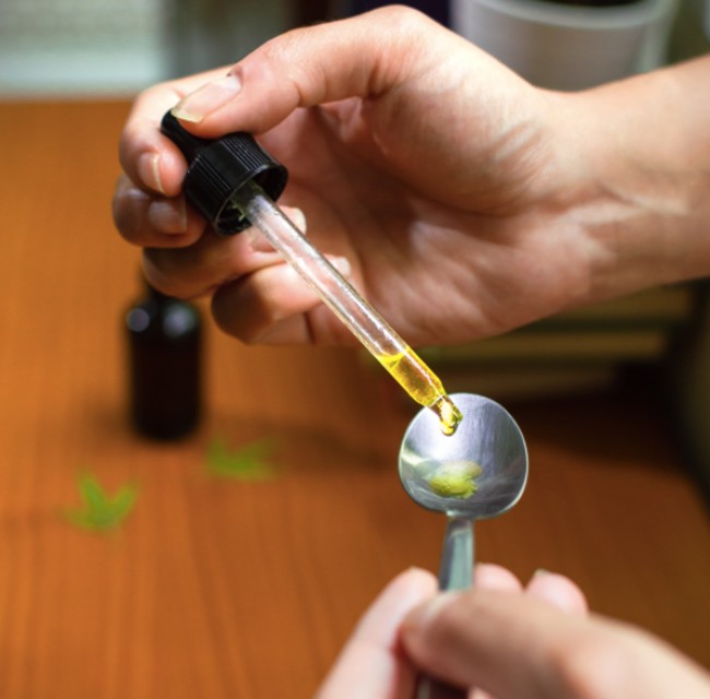 Cottonmouth and Cannabis How to Avoid Dry Mouth PotGuide