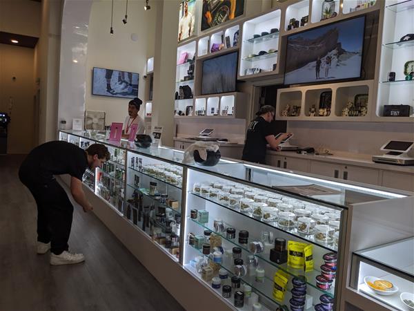 STIIIZY - Mission | Marijuana Dispensary In San Francisco | PotGuide.com