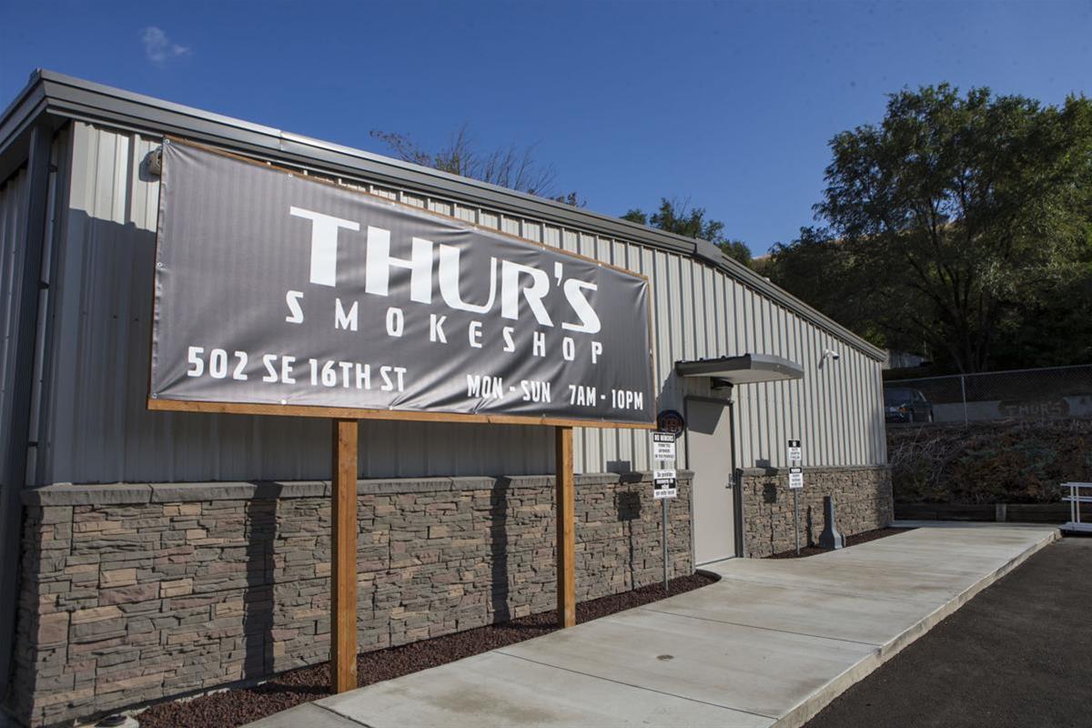 Thur's Smoke Shop Marijuana Dispensary in Pendleton