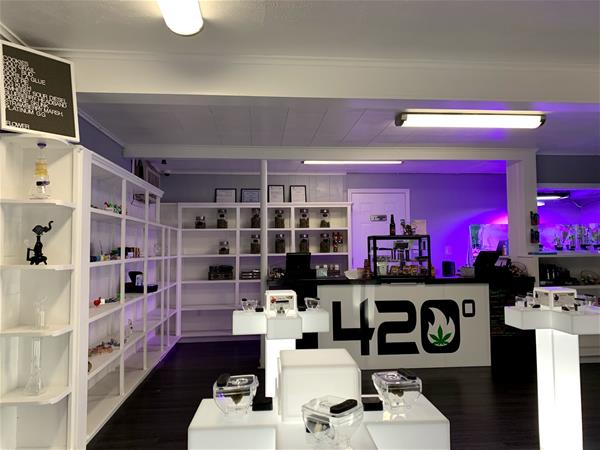 420 Degrees | Marijuana Dispensary In Ponca City | PotGuide.com